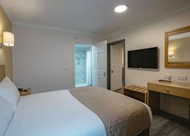 Best Western Manor Hotel 5