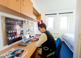 King's College London - Stamford Street Apartments 5