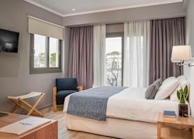 Chroma Fashion Rooms & Apartments 5