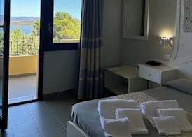 Hotel Cala Dei Pini 5