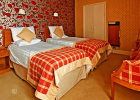 Metropole Hotel and Spa 4