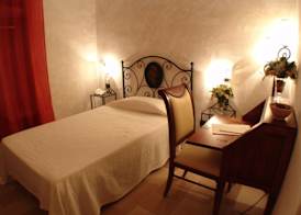 Hotel Masseria Fortificata Donnaloia 4