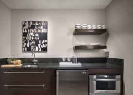 The Shelburne Sonesta New York 4