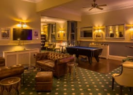 Riviera Lodge Hotel 2