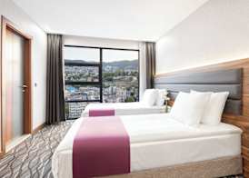 Lilium Hotel & Suites 4