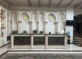Huayue Mansion Hotel 2