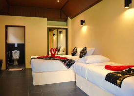 Lanta Pearl Beach Resort 5
