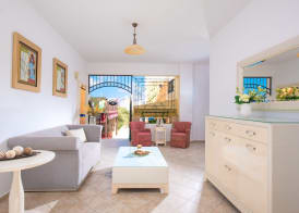 Irida Apartments by Estia 5