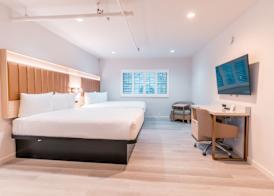 Inn on Broadway 4