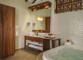 Palafitos Overwater Bungalows, All & More Inclusive - Adults Only 3