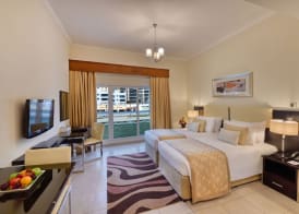 Pearl Marina Hotel Apartments 4