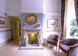 Royal Hotel 3