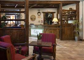 Golf Hotel 2