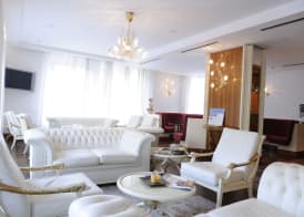 Parc Hotel Flora S 2