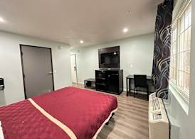 Express Inn & Suites 4