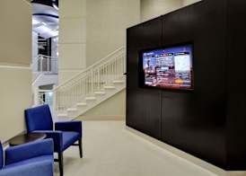 Courtyard by Marriott Columbus Downtown 5