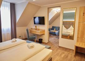 Bernstein Acamed Resort 5