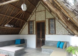 Nur Beach Hotel 5