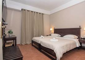 Talos Hotel Apartments 4