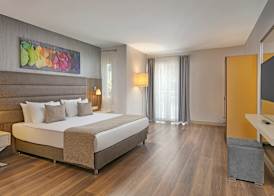 Seven Seas Hotel Blue 2