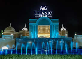 Titanic Royal-Families and Couples only 5