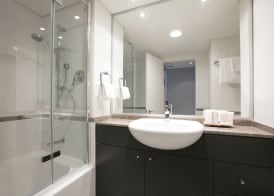 Mantra Sydney Central 4