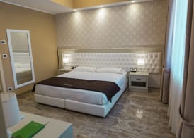 Aurum Suites 5