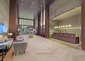 The Curve Hotel 3