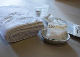 Court Meridian Hotel & Suites 5