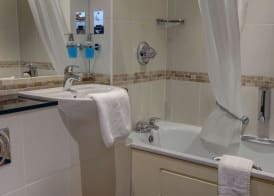 The Winnock Hotel 4
