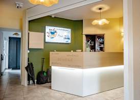 Brit Hotel L'Arrivée Guingamp 2
