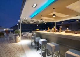 Amalia Apartments-Suites 4