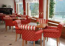 Ariston Lake View Hotel 3
