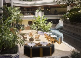 Mayfair House Hotel & Garden 4