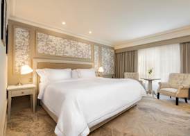 Brooks Hotel 4