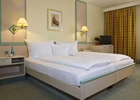Hotel Dein Franz - Bistro, Kaffeebar & Outdoor-Lounge - 2