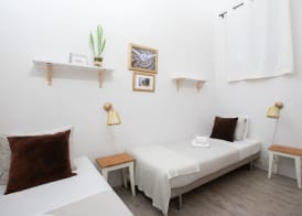 CasaNova Guest House 5