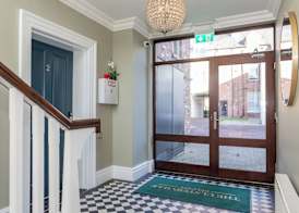5 Star - The Ulsterville Residences - Free On-site Parking 4