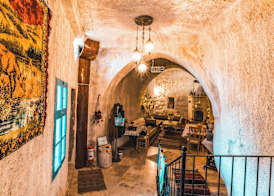 Atilla's Cave Hotel 3