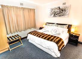 The George Hotel 3