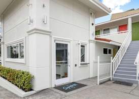Signature Inn Berkeley 2