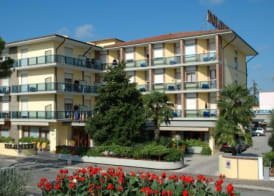Hotel Dolomiti 3