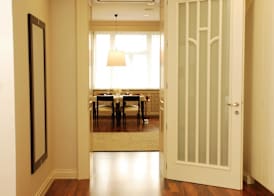 Roset Hotel & Residence 4
