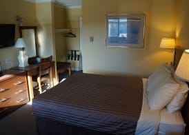 Westward Inn & Suites 4