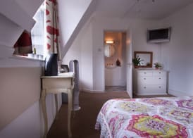 The Boho - 4 min walk to beach & town 4