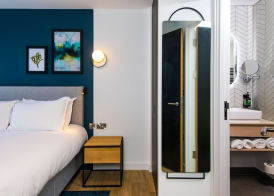 Staybridge Suites CARDIFF by IHG 4