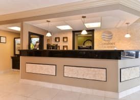 Comfort Inn & Suites Alexandria West 2