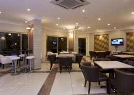 Remi Hotel 4