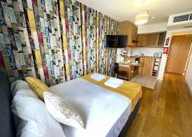 Portobello Road artistic studios 3
