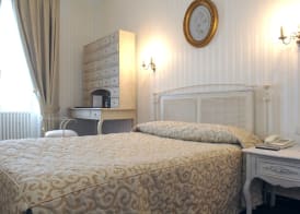 Hôtel De France 5